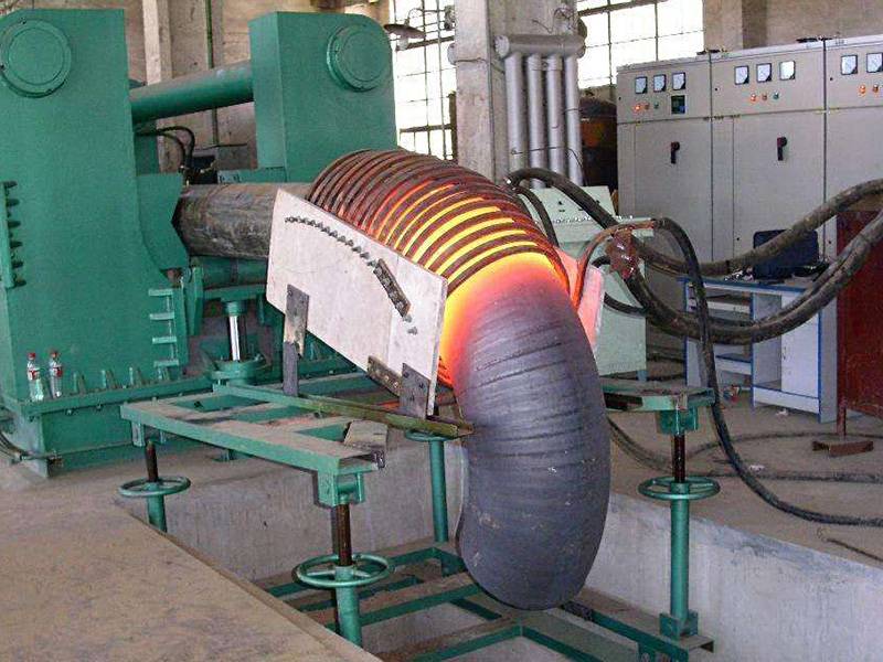 中頻彎頭推制機